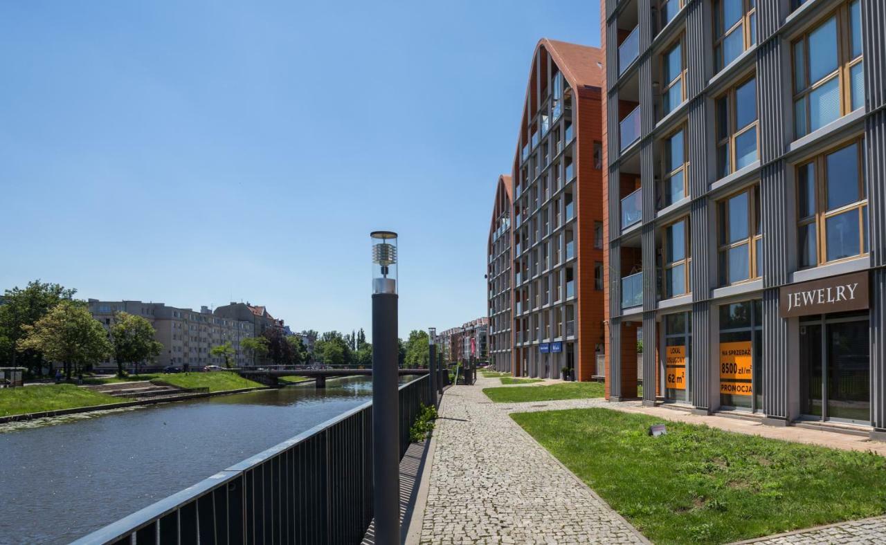 Unique Motlawa Riverbank Apartment Gdansk Dış mekan fotoğraf