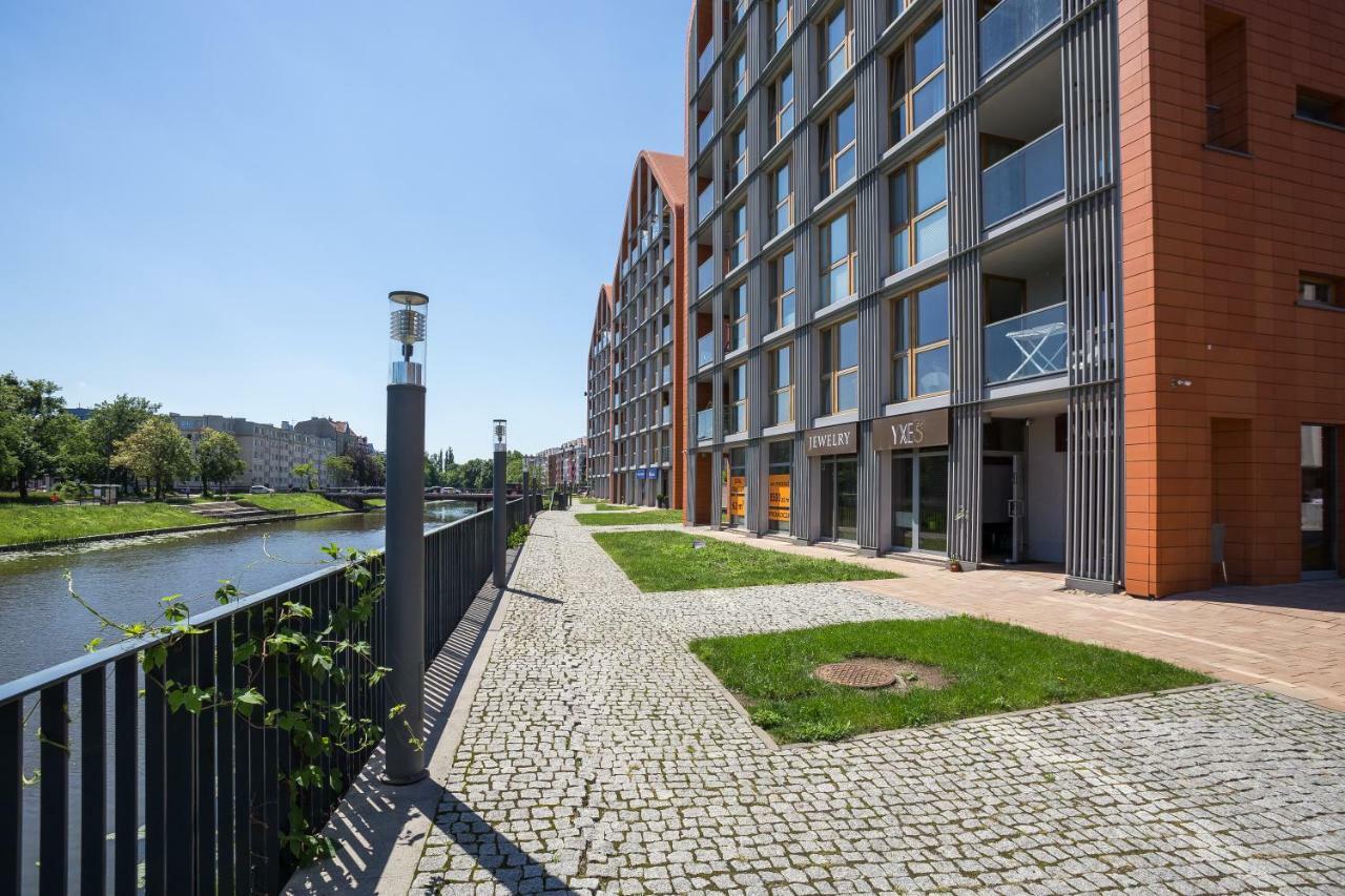 Unique Motlawa Riverbank Apartment Gdansk Dış mekan fotoğraf