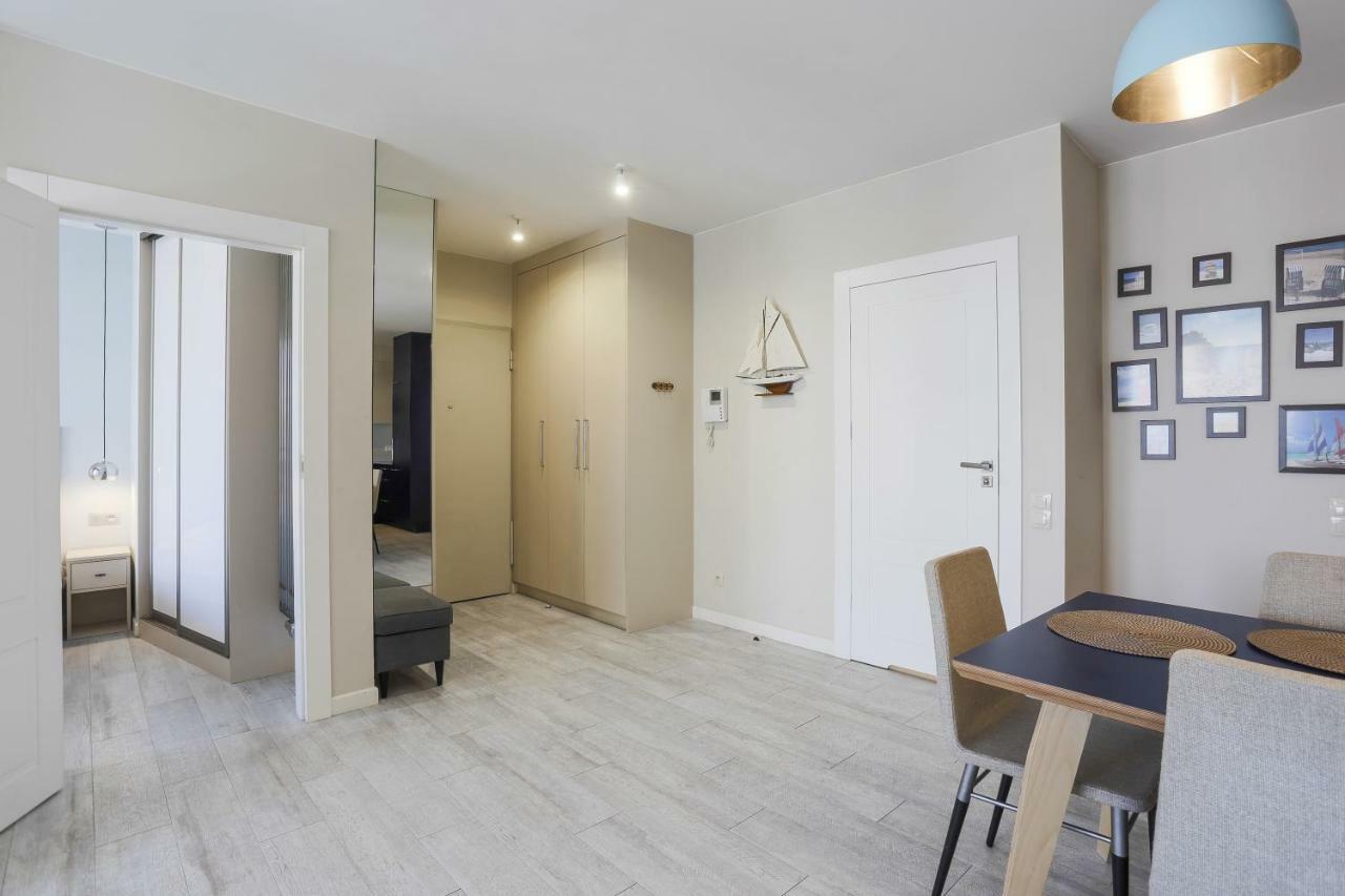 Unique Motlawa Riverbank Apartment Gdansk Dış mekan fotoğraf